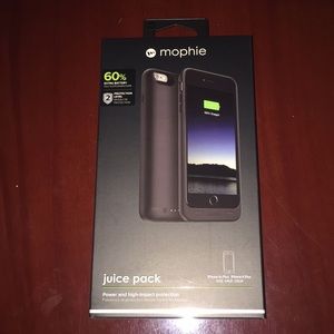 SOLD mophie juicepack battery & phone case in 1